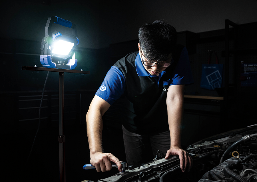 KING TONY - Pack Proyector 9TA421A + trípode 87162BA - Imagen 2