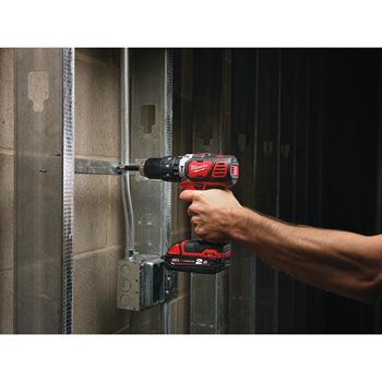 MILWAUKEE - Taladro percutor compacto M18T M18BPD-202C - Imagen 4