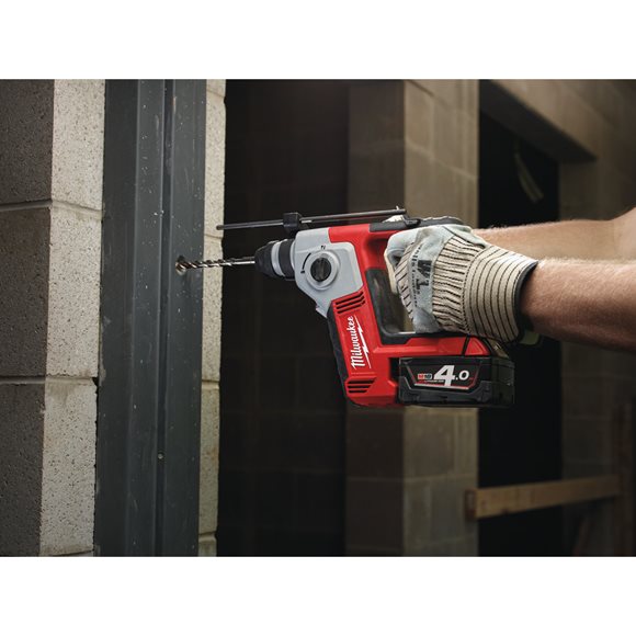 MILWAUKEE - Martillo rotativo SDS-Plus M18T M18BH-402C - Imagen 4